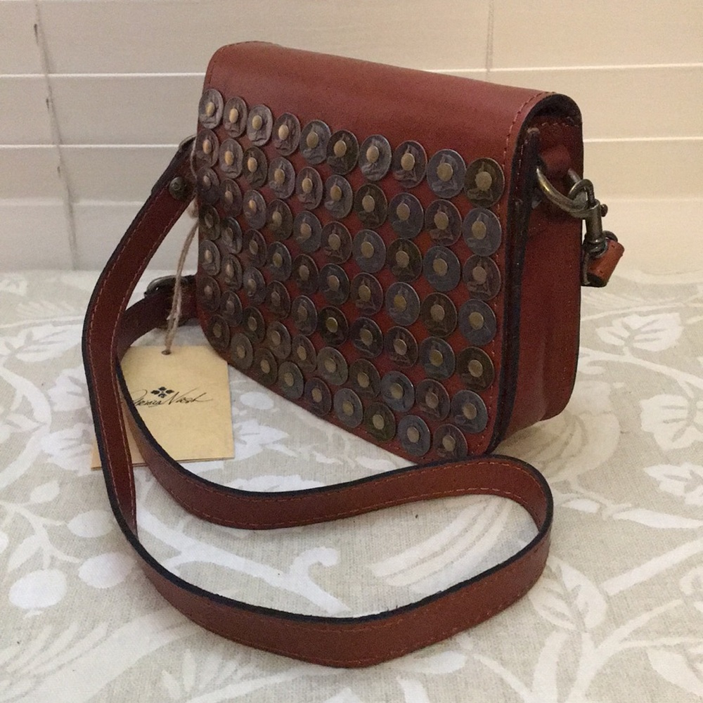 Patricia Nash Coin Rivoli Tan Crossbody - Picture 3 of 8